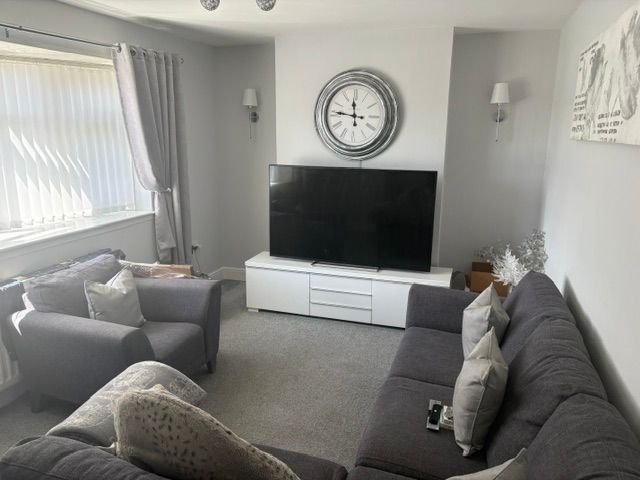 Property photo 2 of 4 Lounge