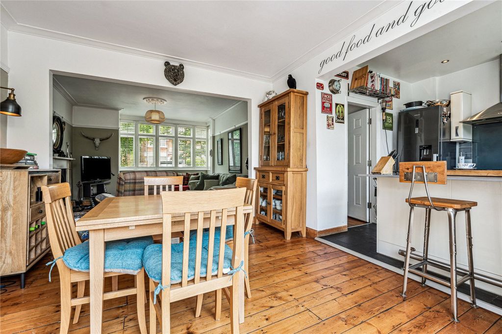 Property photo 3 of 15 Dining Room