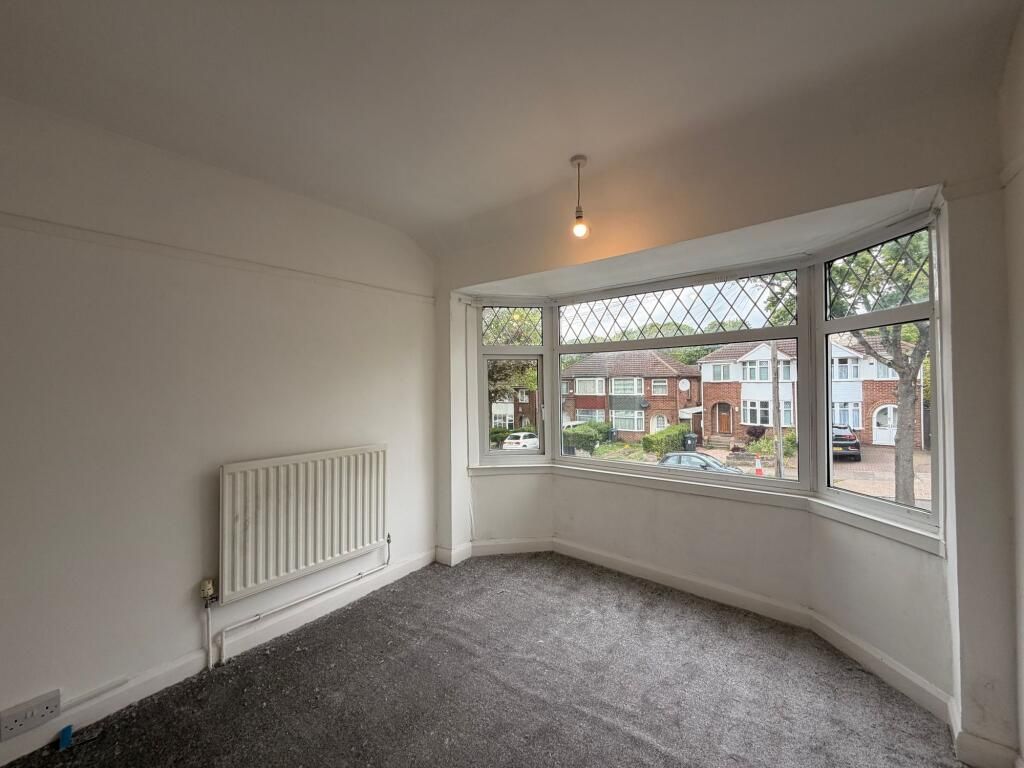 Property photo 2 of 14 Gallery