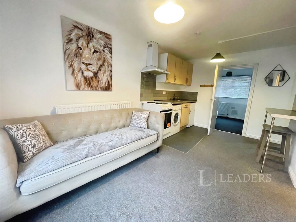 Property photo 2 of 9 Picture No. 03