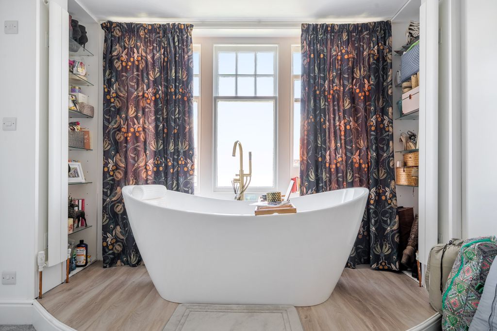 Additional image 17 of 6 bed semi-detached house for saleSaffrons Road, Eastbourne, East Sussex BN21