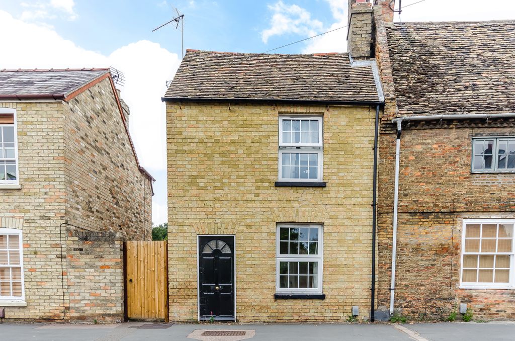 Property photo 1 of 7