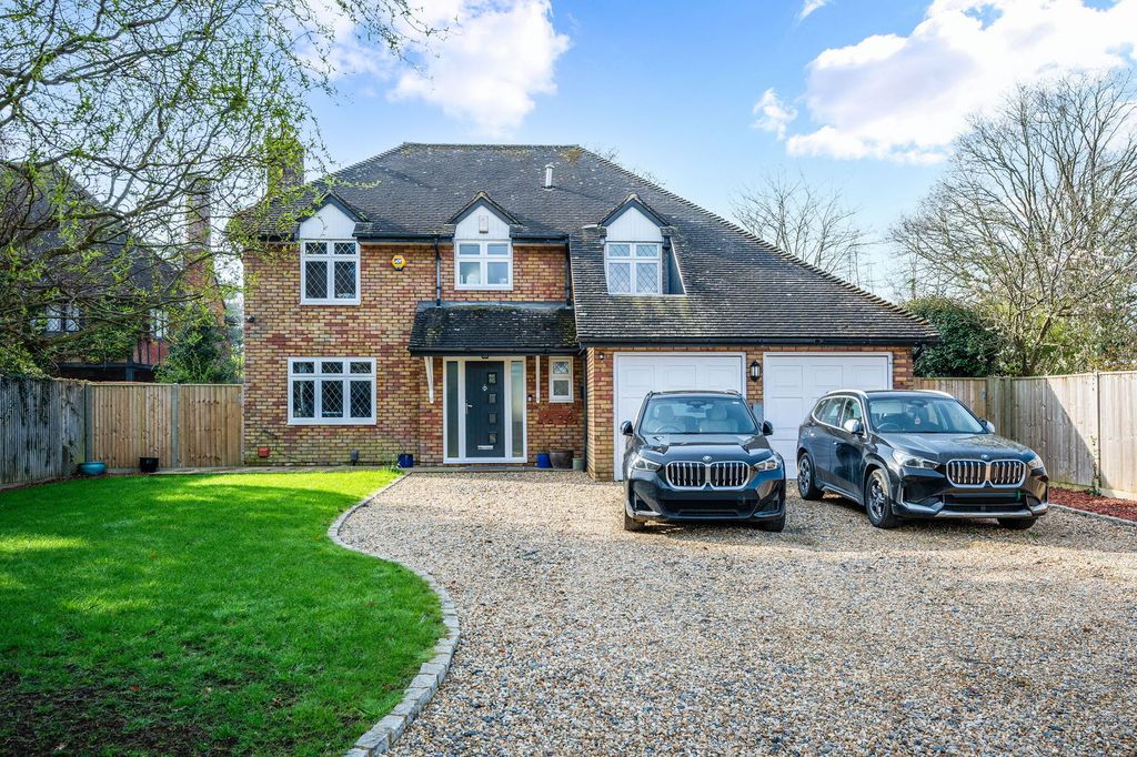 Property photo 1 of 18