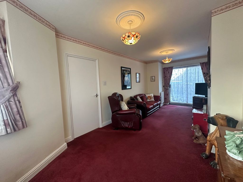 Property photo 3 of 11 Picture No. 09