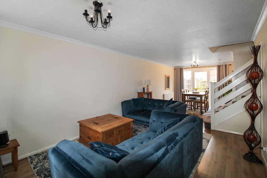 Property photo 3 of 15