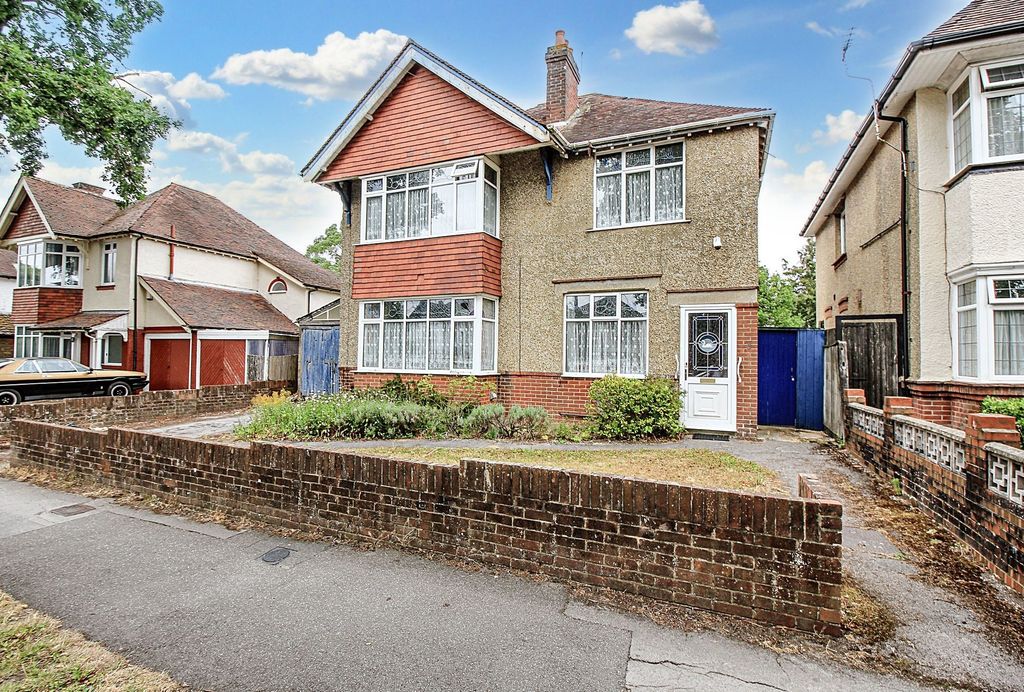 Property photo 1 of 16