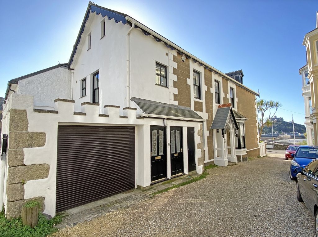 Property photo 2 of 12 Photo 2