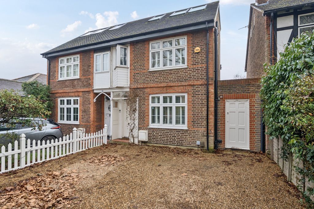 Property photo 1 of 12 Exterior