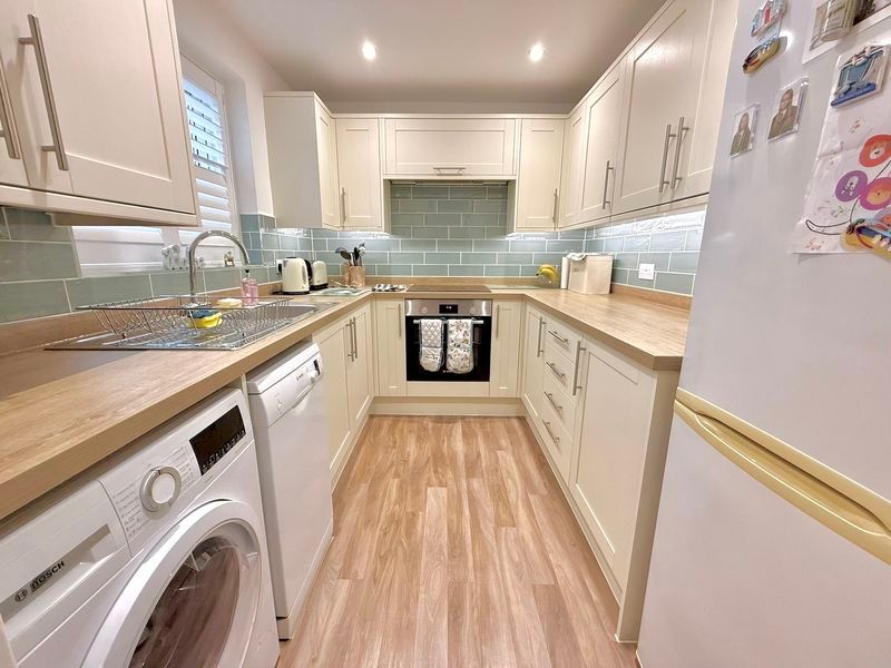 Property photo 2 of 16 Kitchen