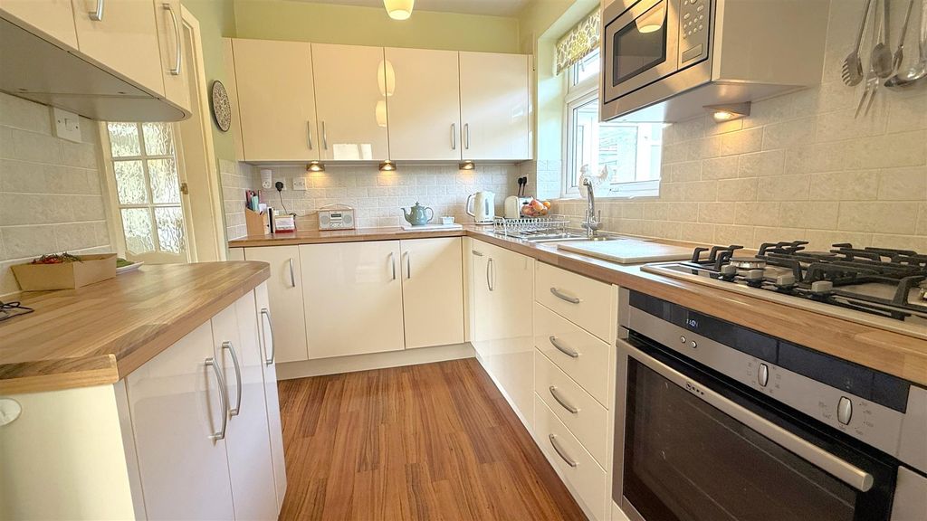 Property photo 3 of 18 Img_0450.Jpg