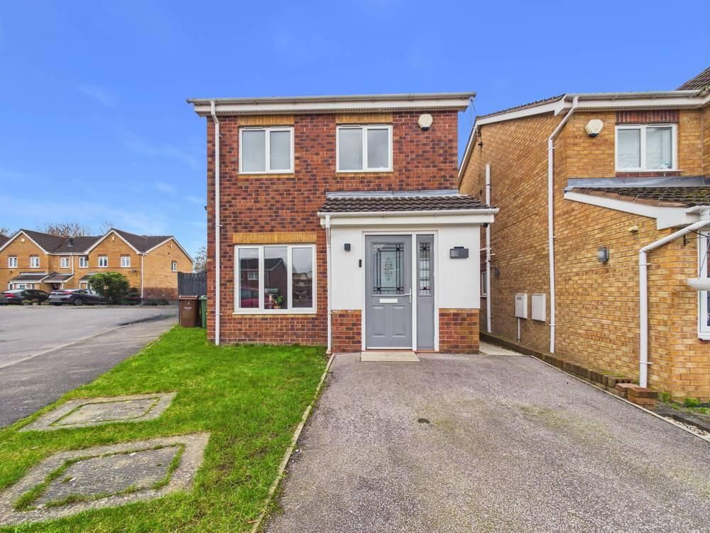 Property photo 1 of 15 Front (Exterior)