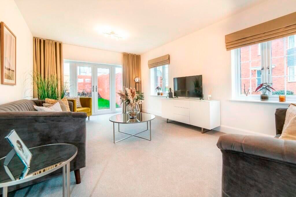 Property photo 3 of 10