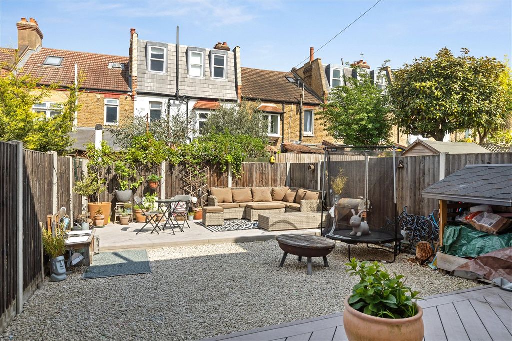 Property photo 2 of 13 Picture No. 04