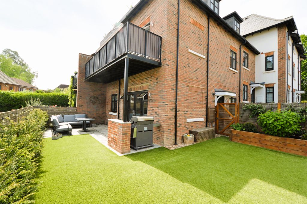 Property photo 2 of 24 Duplex Apartment