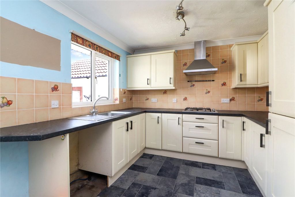Property photo 3 of 14 Picture No. 02