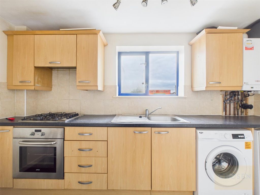 Property photo 3 of 9 Cam01118G0-Pr0397-Still003.Jpg