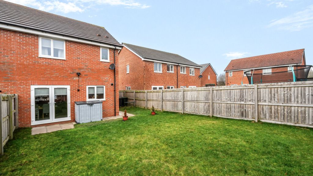 Property photo 3 of 19