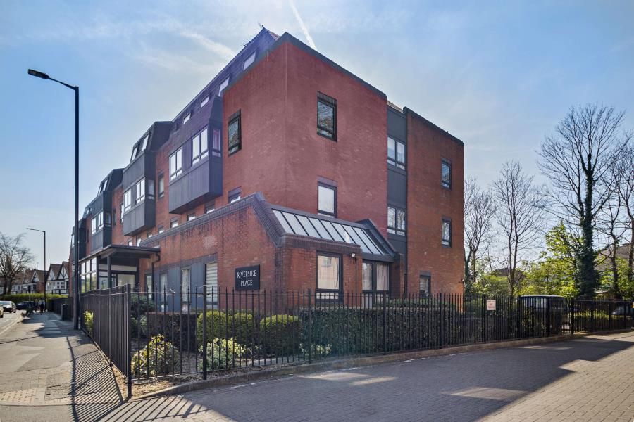 Property photo 1 of 9