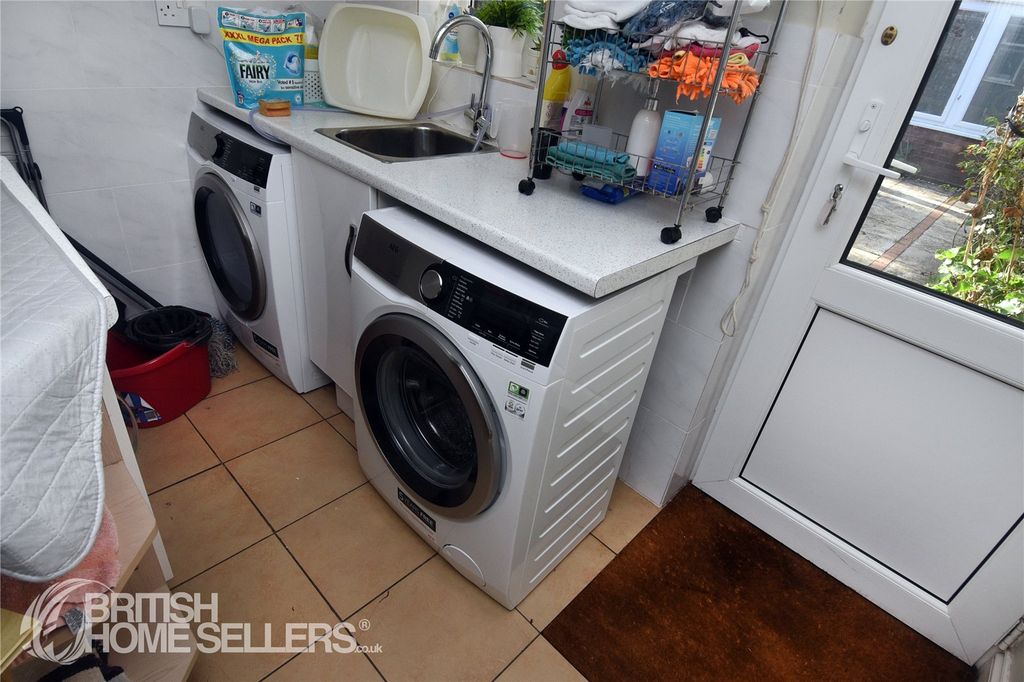 Property photo 3 of 20 Picture No. 27