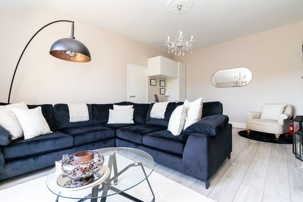 Property photo 3 of 16 Living Room