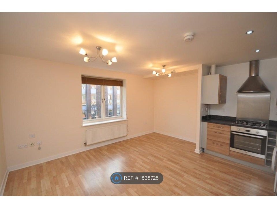 Property photo 2 of 8