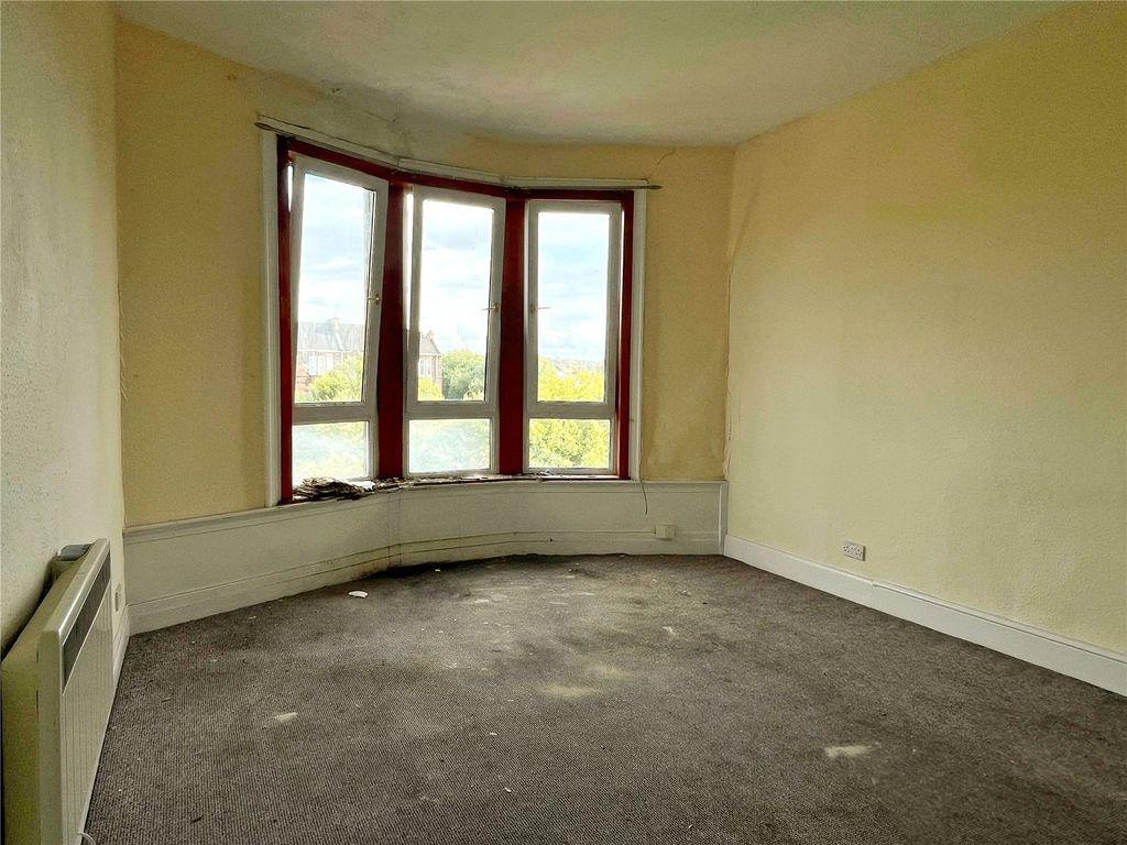 Property photo 2 of 9 Living Room