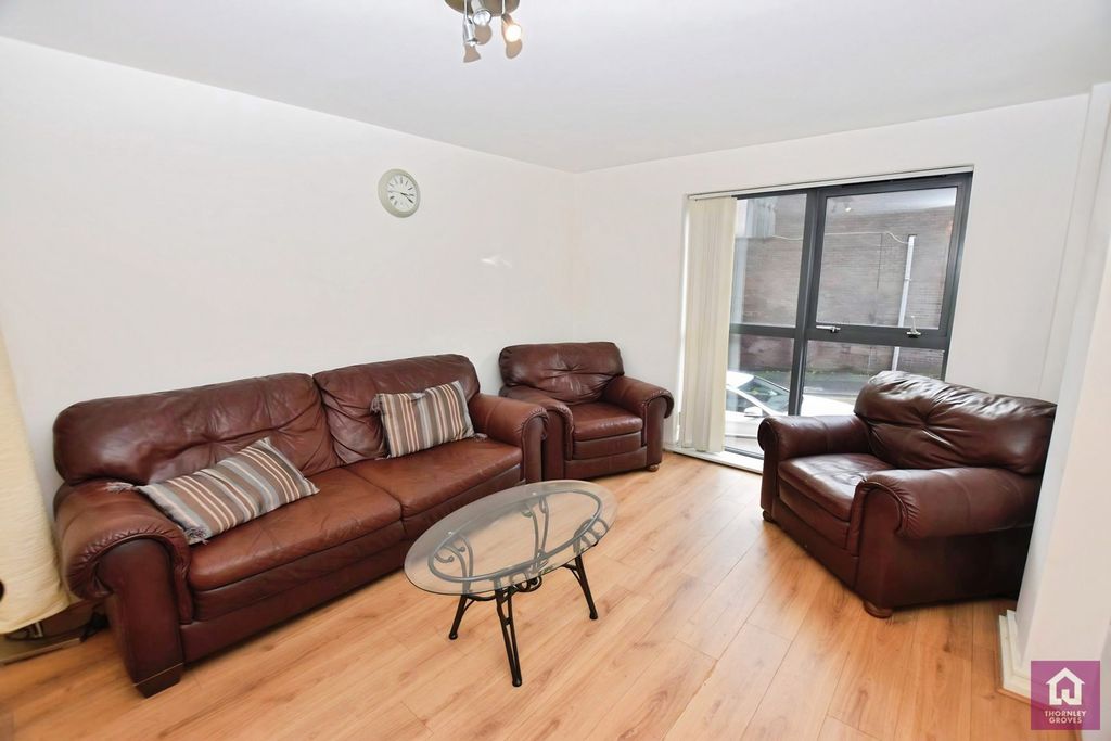Property photo 1 of 13 Pbox-Img.Jpg