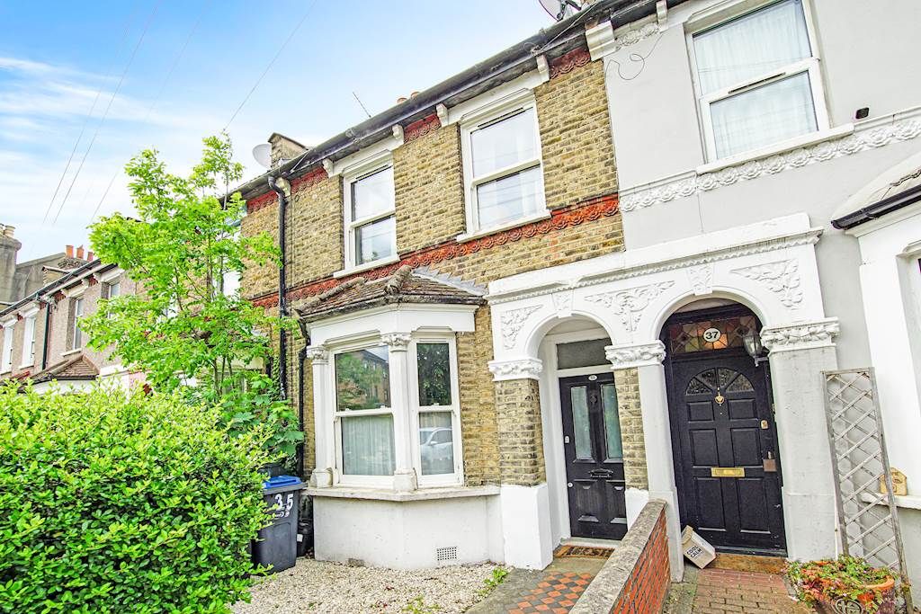 Property photo 2 of 14