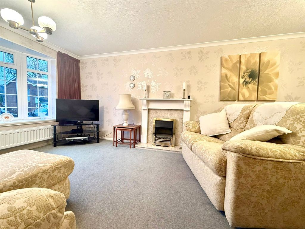 Property photo 3 of 15 Picture No. 13