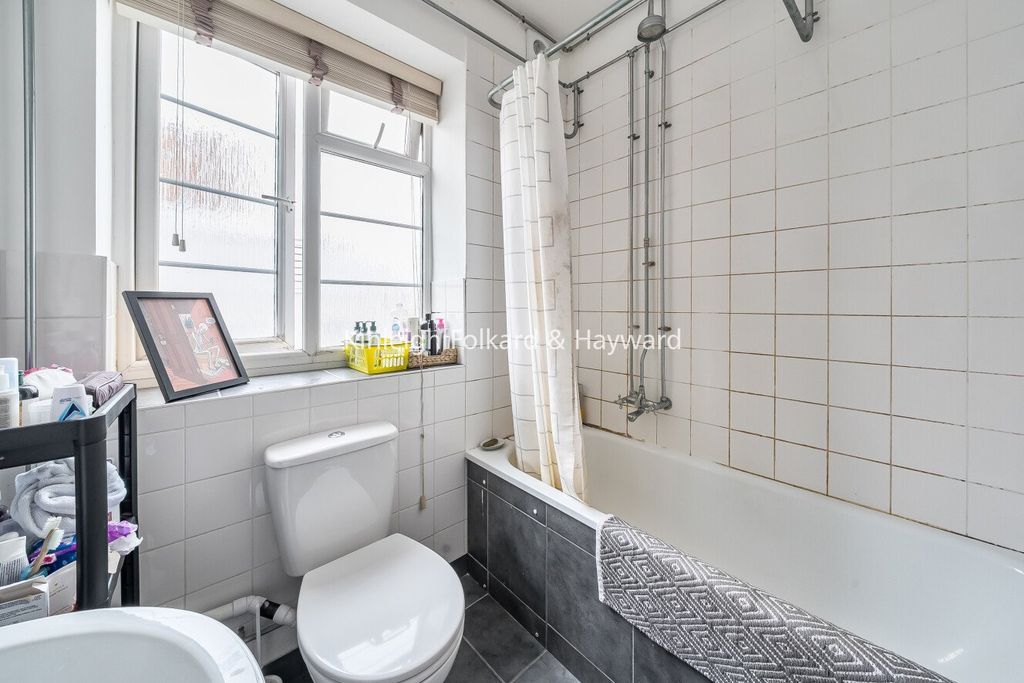 Property photo 3 of 14 Picture No. 04