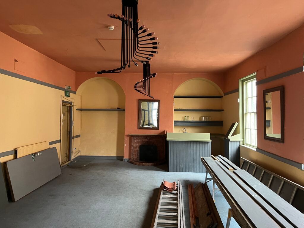 Property photo 2 of 9