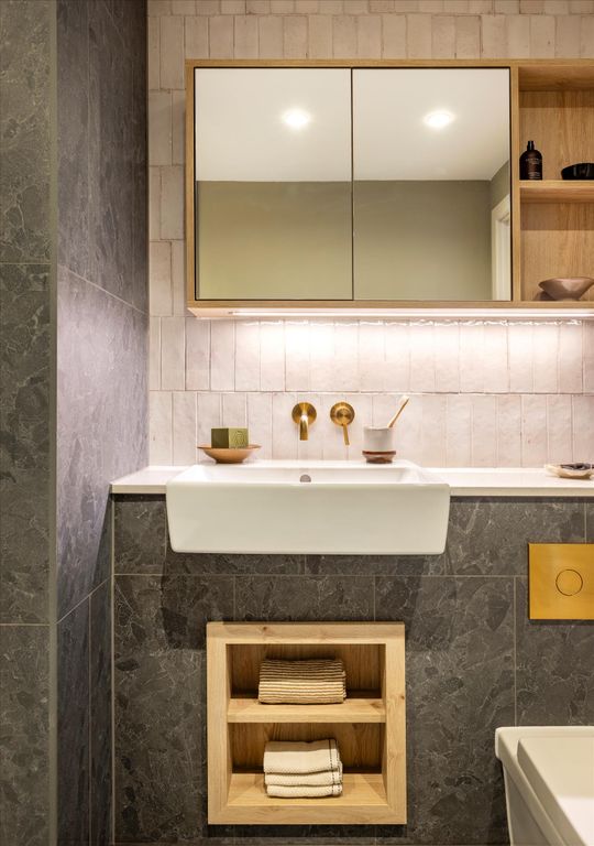 Property photo 3 of 15 Image