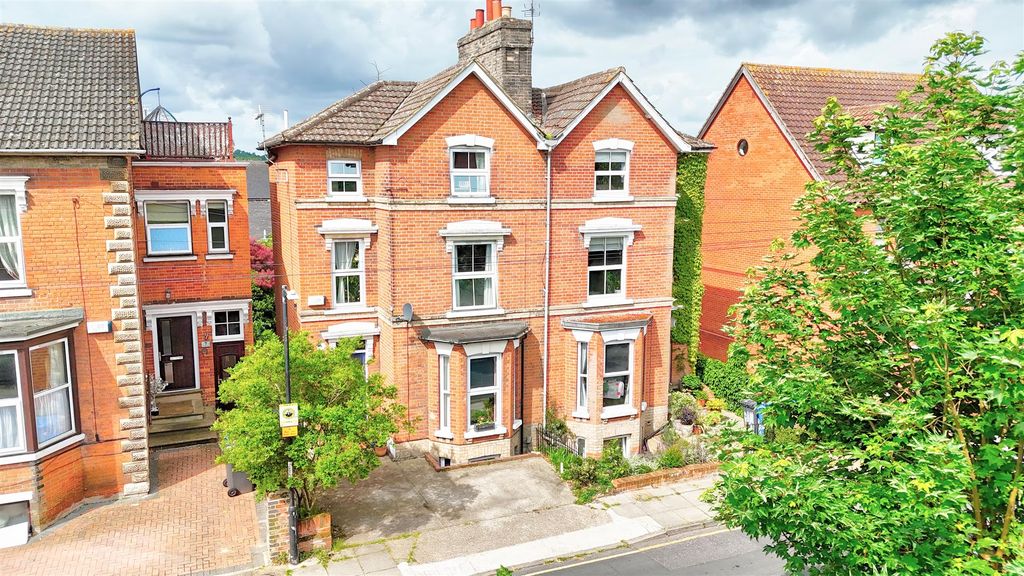 Property photo 1 of 18 Dji_20250604101356_0789_D_Interior 4.Jpg