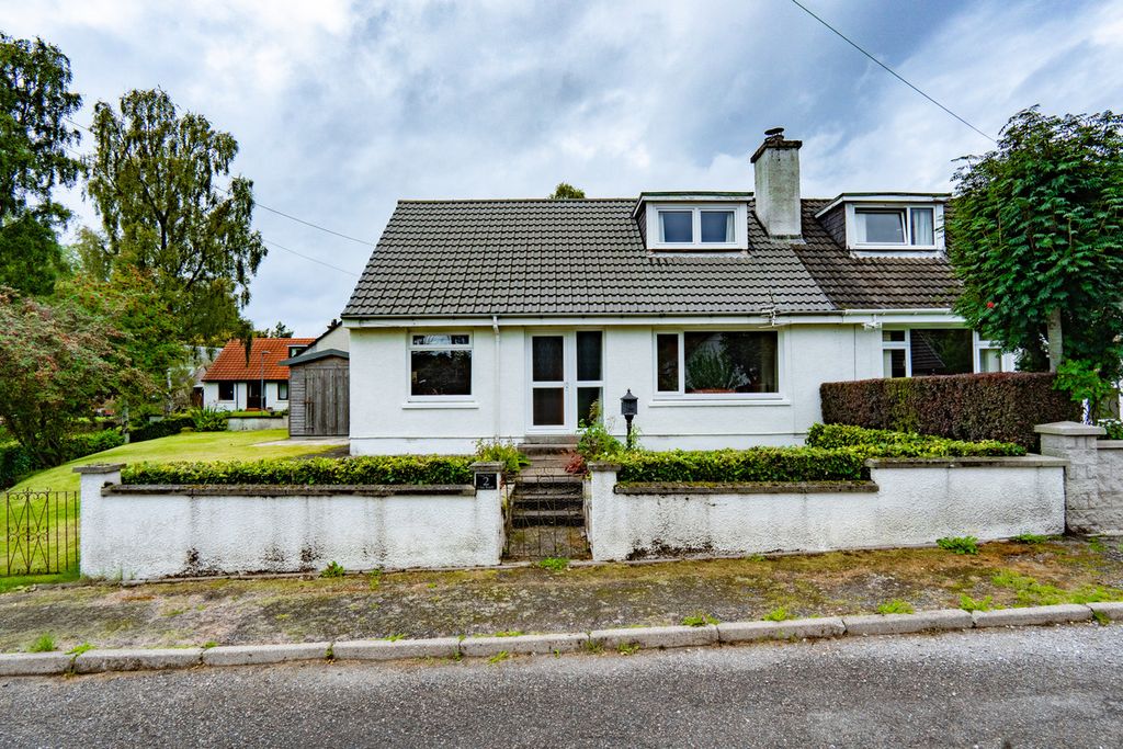 Property photo 1 of 39