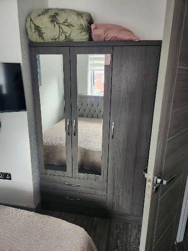 Property photo 2 of 4