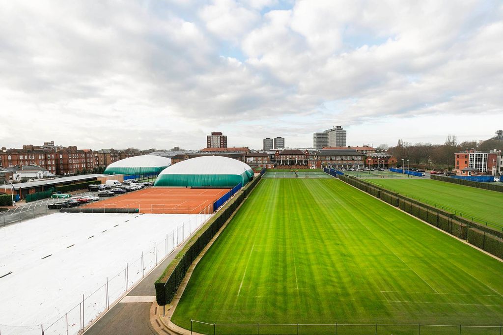 Property photo 3 of 15