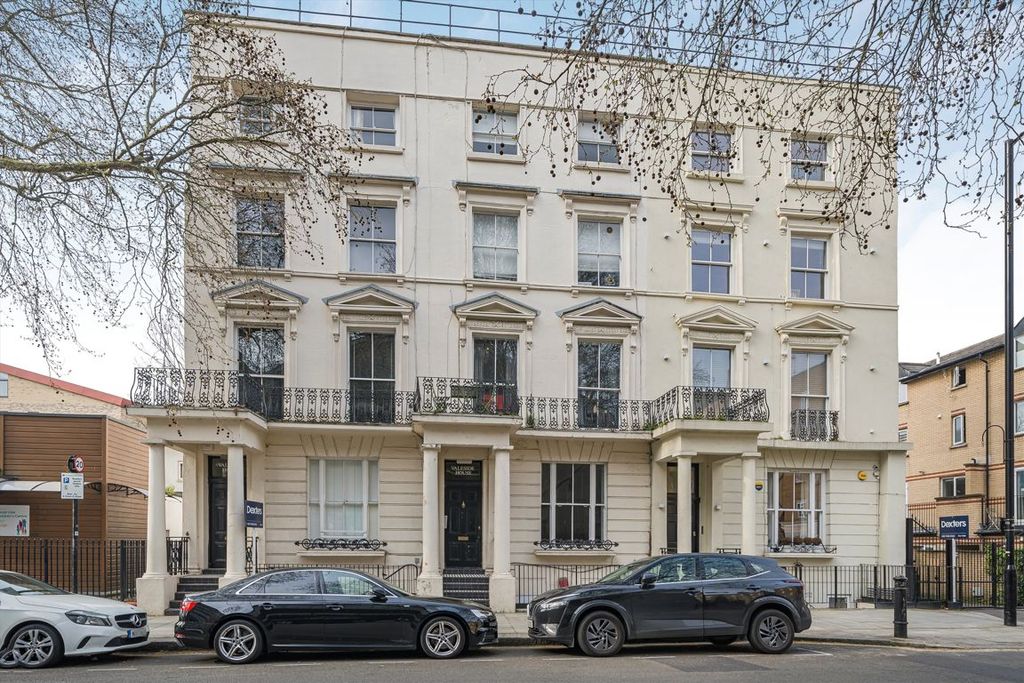 Property photo 1 of 4