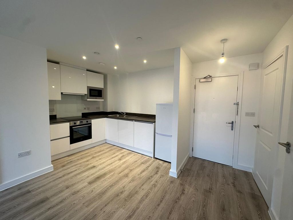 Property photo 1 of 6