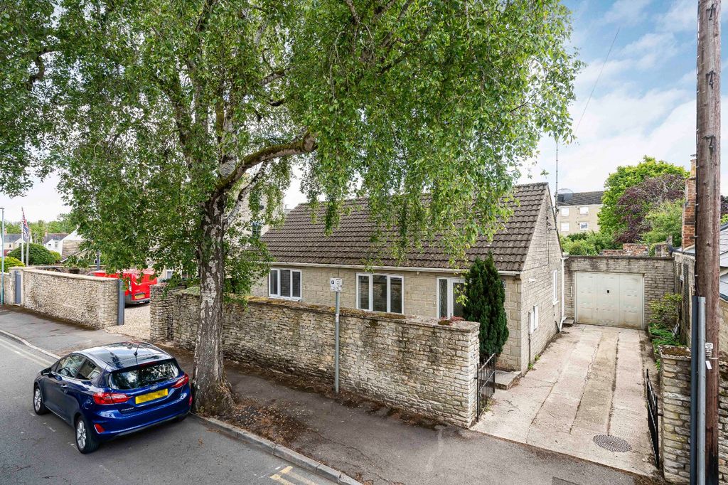Property photo 1 of 11 Picture No. 16