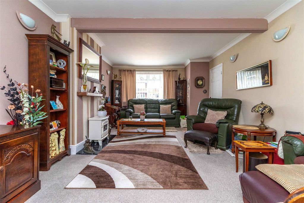 Property photo 2 of 20 Wallace-14.Jpg