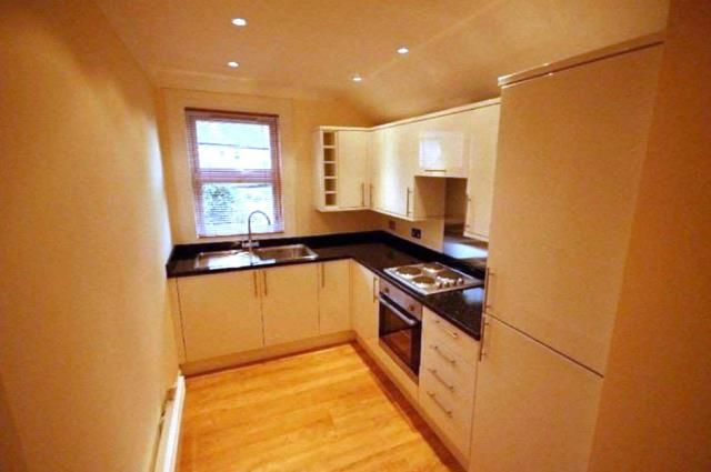 Property photo 3 of 5 Kitchen