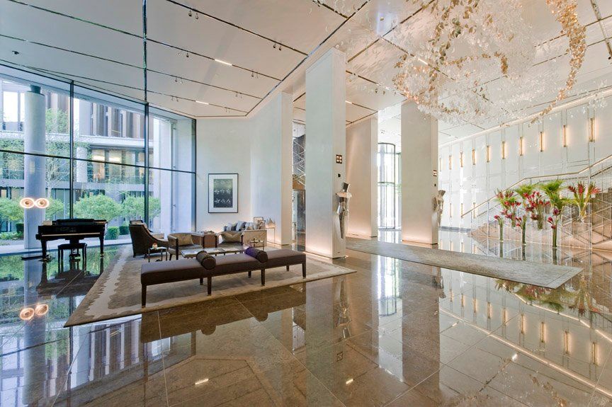 Property photo 3 of 23 Beautiful Lobby