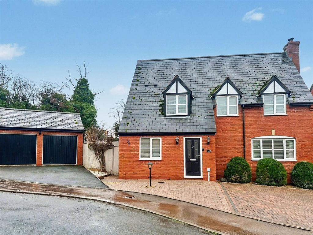 Property photo 1 of 17