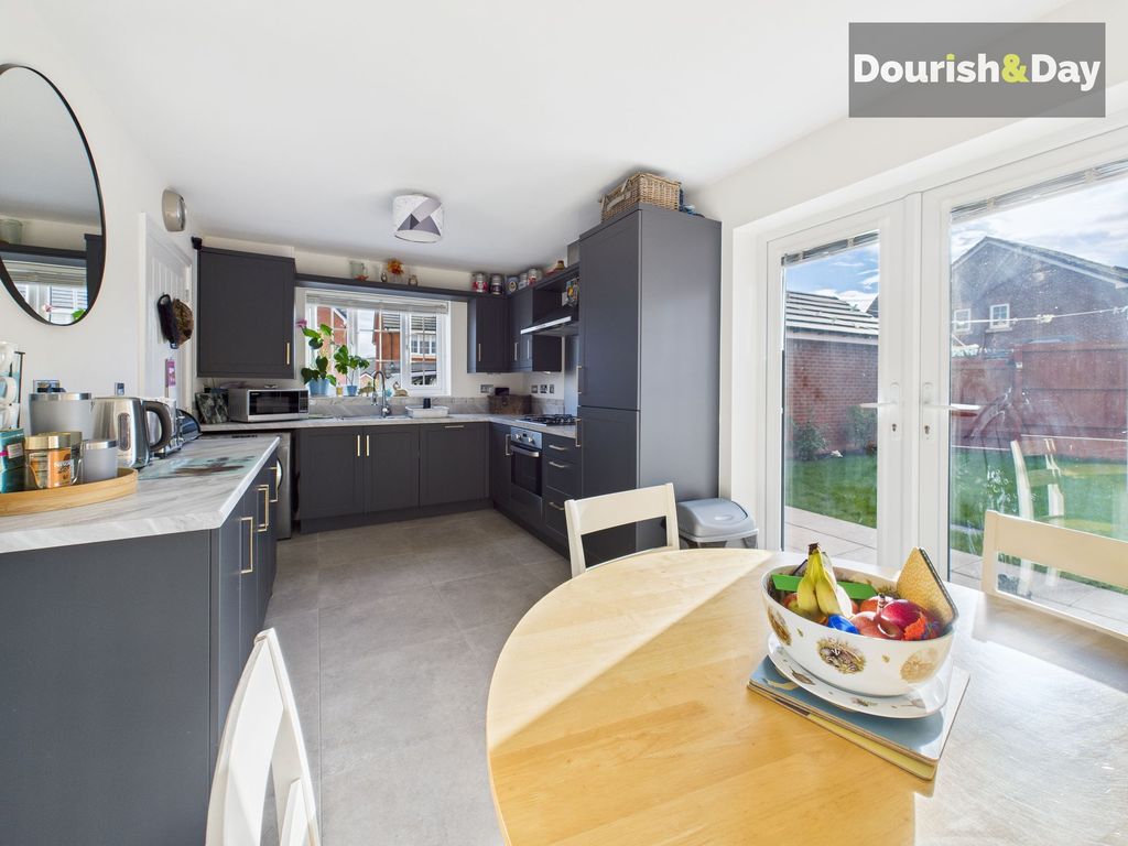 Property photo 2 of 23