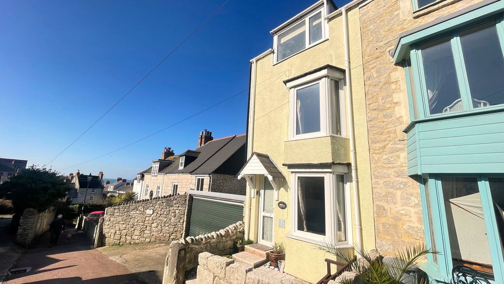 Property photo 1 of 12 Front View 3