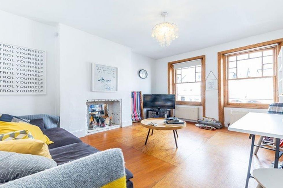 Property photo 1 of 8