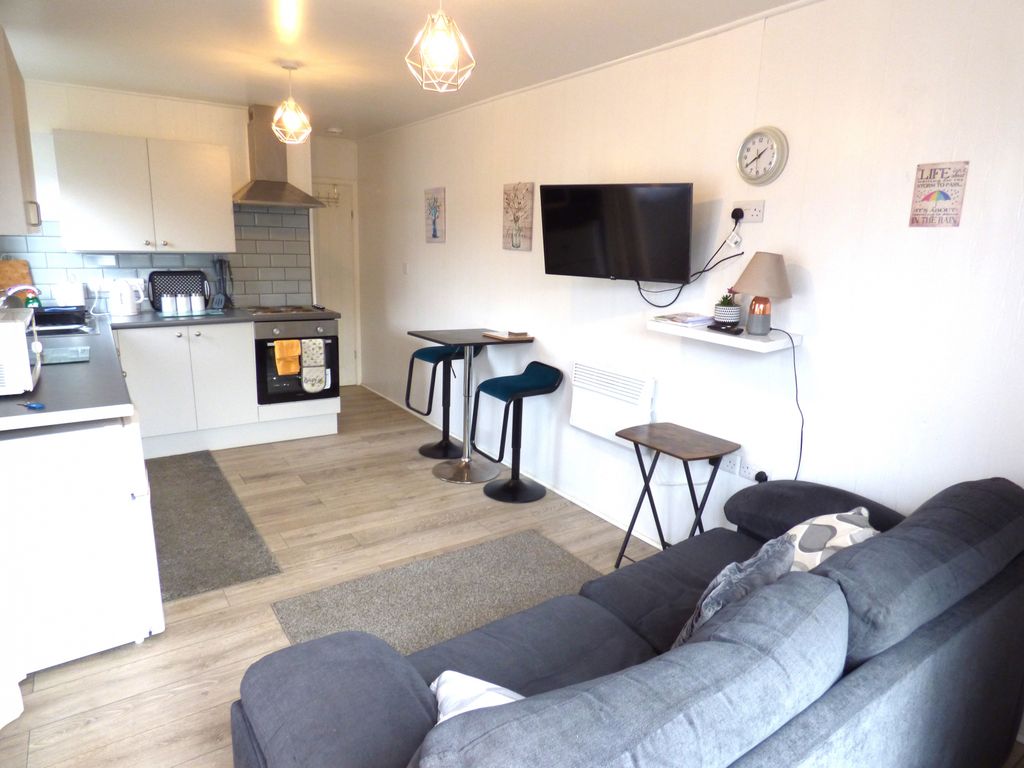 Property photo 2 of 10 Open Plan Lounge/Diner/Fitted Kitchen