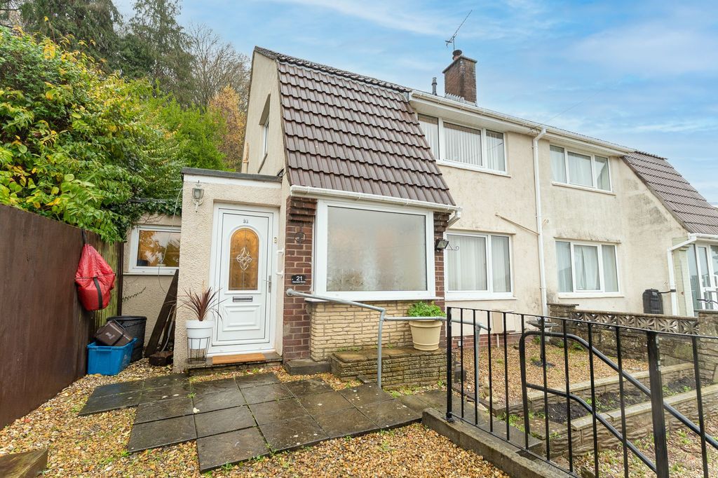 Property photo 1 of 22