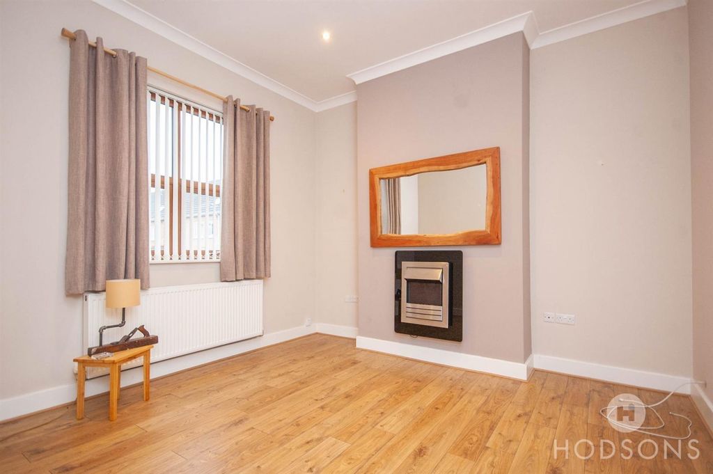 Property photo 2 of 7 Tg4Kekm53B7Y1Cauon-Znzw6Hfy.Jpg