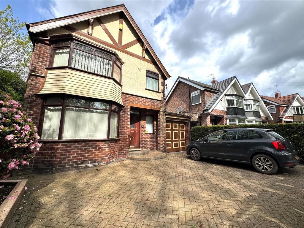 Property photo 1 of 16 External